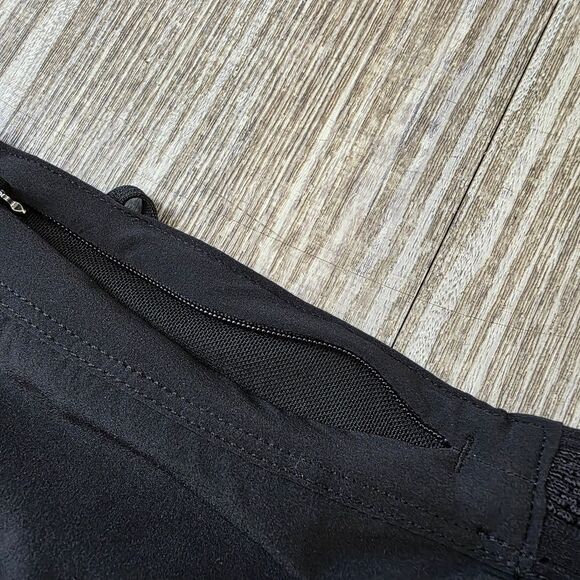 Nike Aeroswift DRI-FIT ADV 2" Lined Running Shorts L Black White FN3349-010 New - Picture 12 of 13